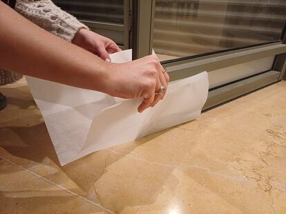 Unlock the Magic of Wax Paper: 5 Genius Hacks for a Cleaner Home