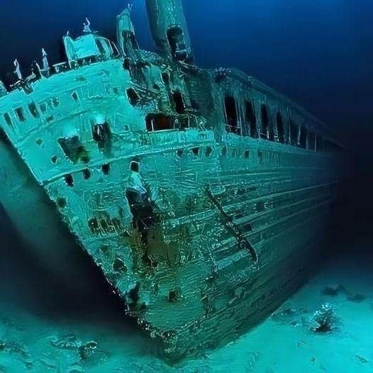 Goosebumps will run down your skin when you see what is inside! 😳Actual Titanic Underwater Pictures: What Did the Divers Discover From the Mysterious Ship🥺 See these rare photos