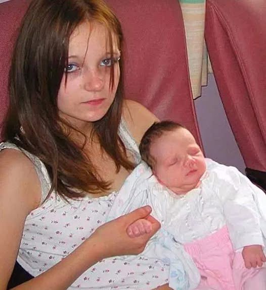 She became a mom at 12 – but wait until you see she looks now! 😮 Check out the first comment